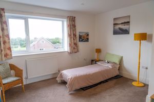 Photo 19- click for photo gallery